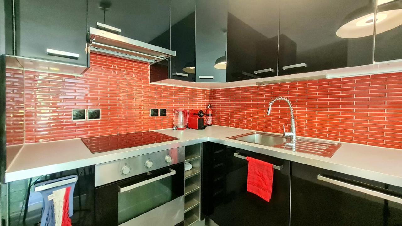 Happy Stay Disney Two - Apartment With Garden & Parking مونتِفرا المظهر الخارجي الصورة
