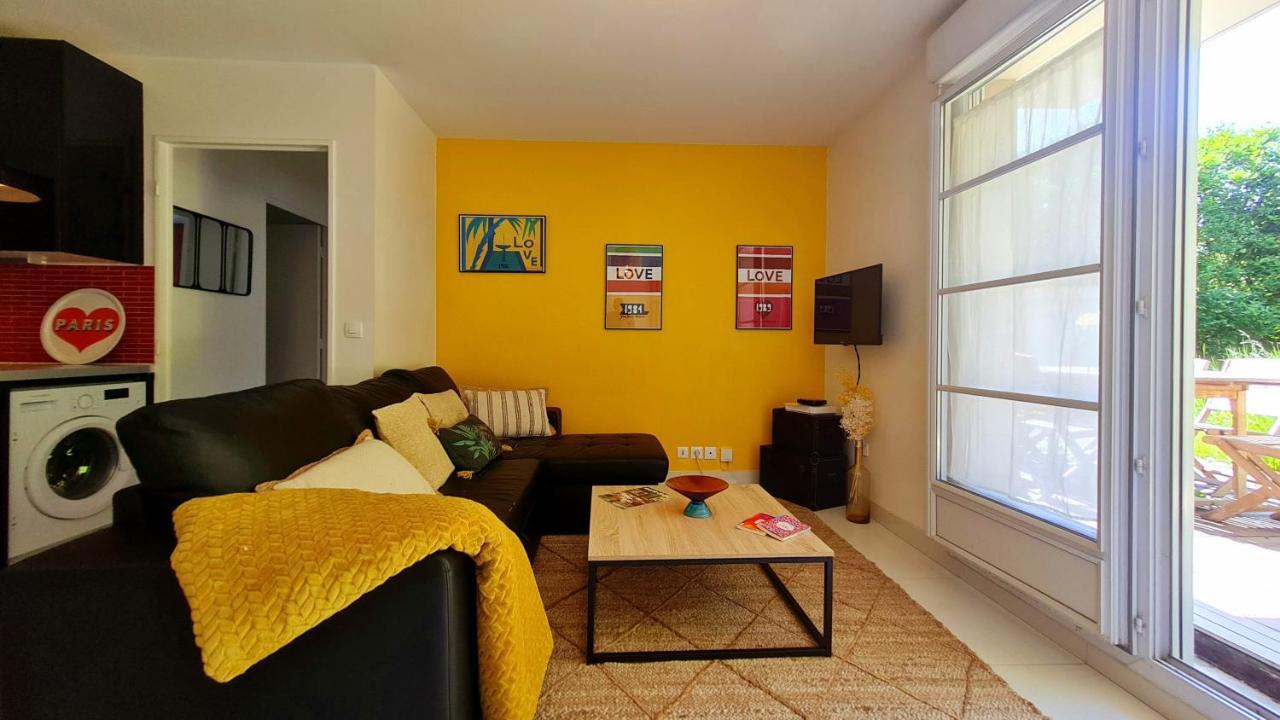Happy Stay Disney Two - Apartment With Garden & Parking مونتِفرا المظهر الخارجي الصورة