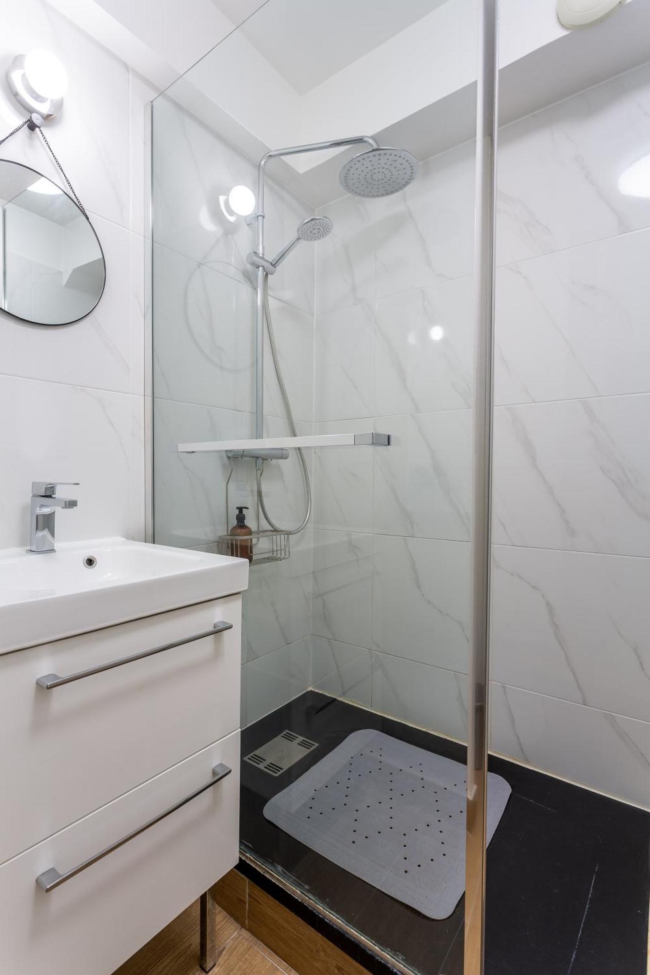 Happy Stay Disney Two - Apartment With Garden & Parking مونتِفرا المظهر الخارجي الصورة