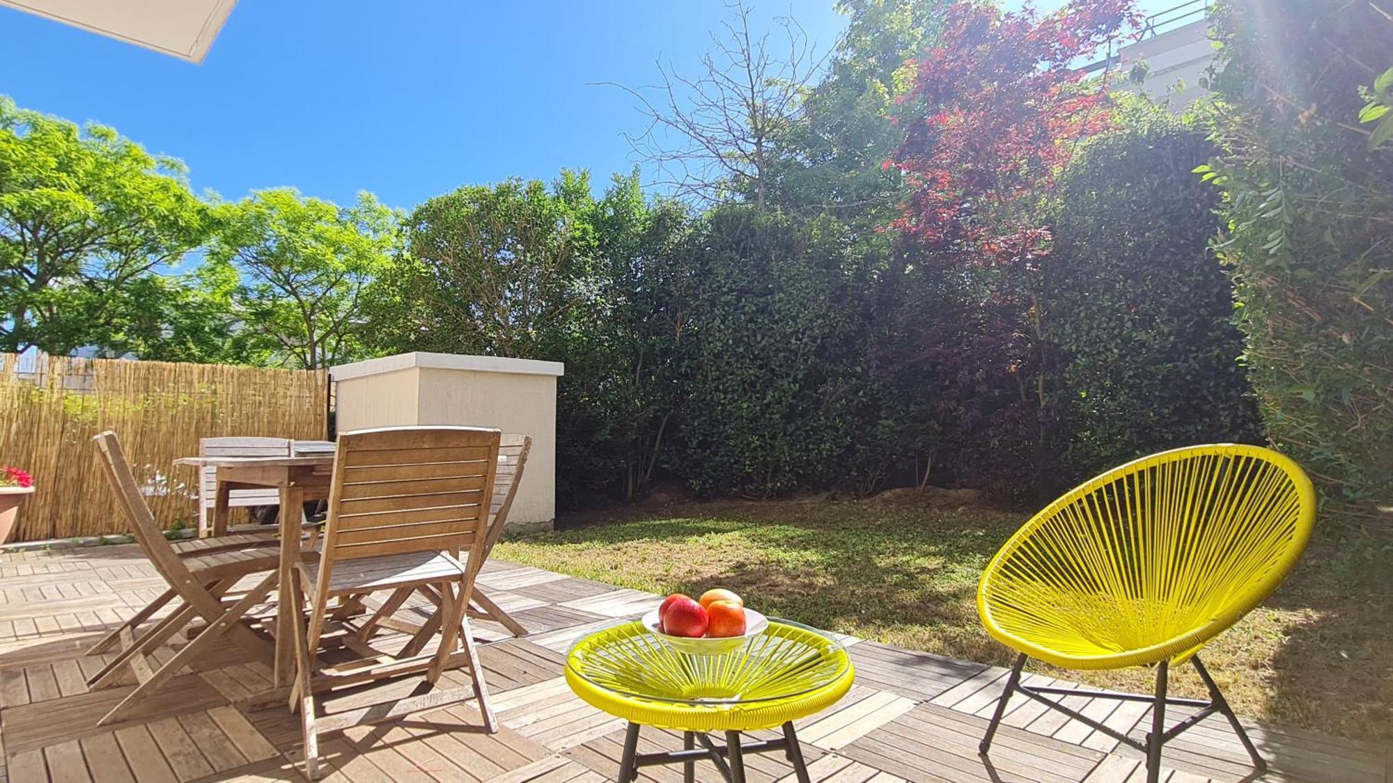 Happy Stay Disney Two - Apartment With Garden & Parking مونتِفرا المظهر الخارجي الصورة